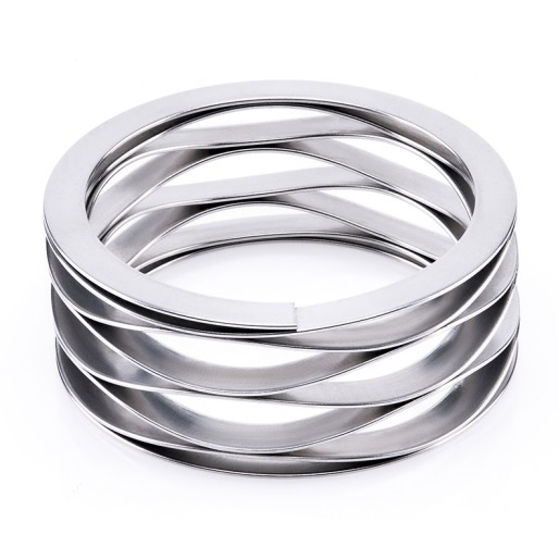 többfordulatos hullámrugó alátéttel ellátott végekkel